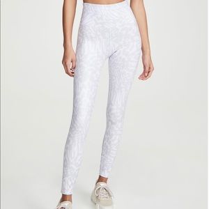 Good American Essentials Leopard Foil Crop Leggings size 2